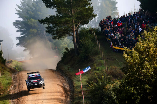 WRC: Toyota al frente, Ogier golpea en el barro y manda en el Rally Chile Bio-Bío tras la segunda etapa NOT CHID2 3 600x400